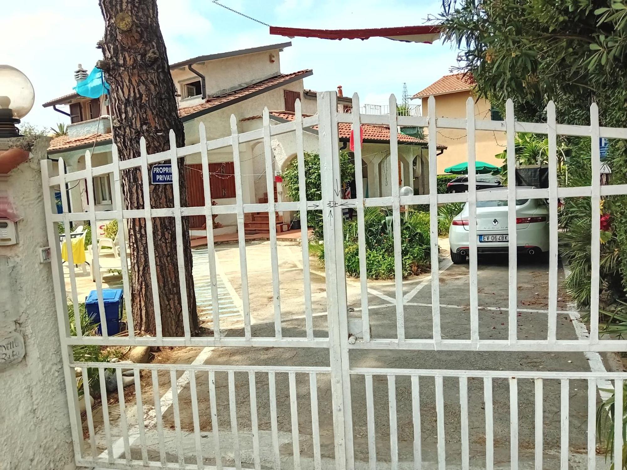 Sogno Vacanze Apartment Massa  Ngoại thất bức ảnh